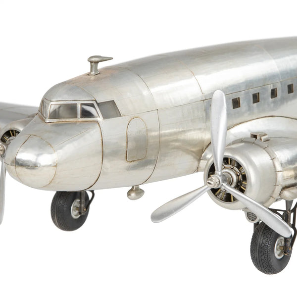 Dakota DC-3